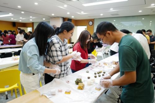 自制 廉 心月 浓浓南咨情 南宁工程咨询集团开展节前廉政教育暨中秋月饼diy制作主题活动